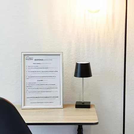 Apartment Le Chic Urbain - Hopitaux Facultes - Chateau D'o - Free Parking *