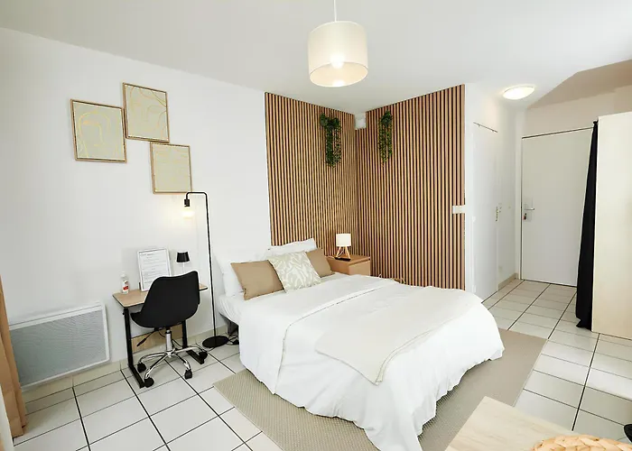 Le Chic Urbain - Hopitaux Facultes - Chateau D'o - Free Parking *